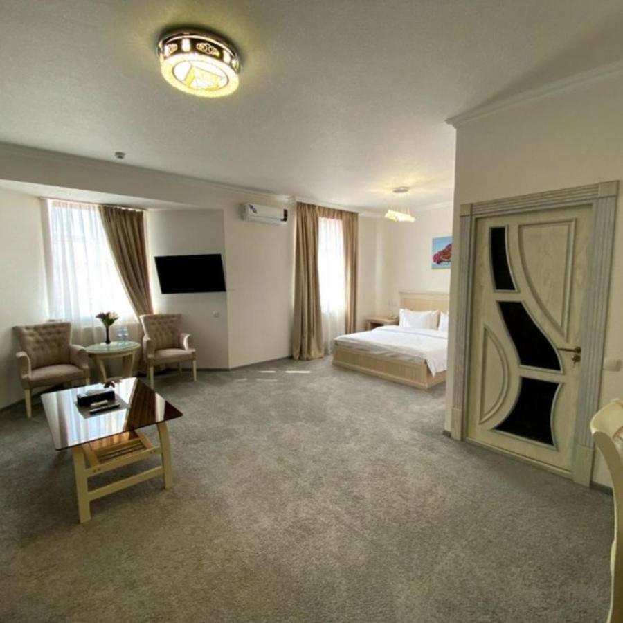 Alexander Hotel Szamarkand Kültér fotó