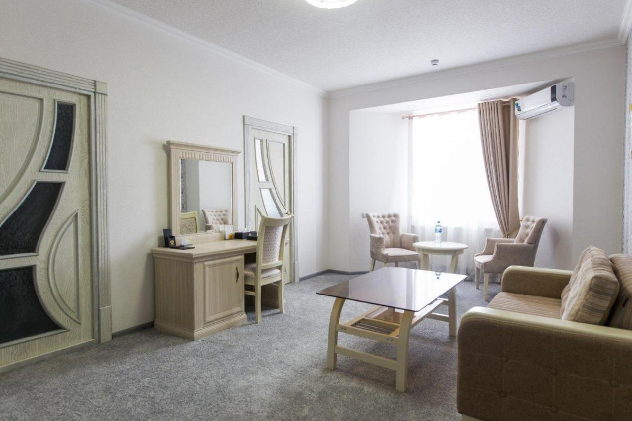 Alexander Hotel Szamarkand Kültér fotó